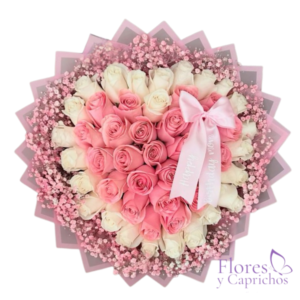 50 Rosas en Ramo de Corazon