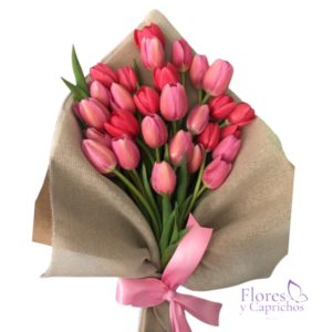 Tulipanes en Arpillera