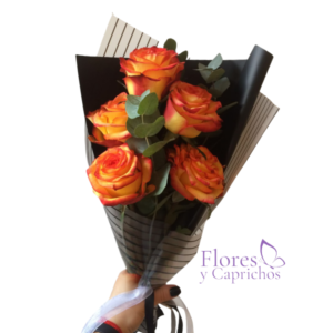 Ramo en Rosas Naranjas