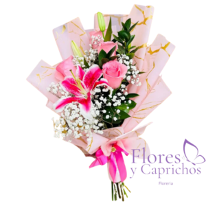 Delicado Ramo Rosado